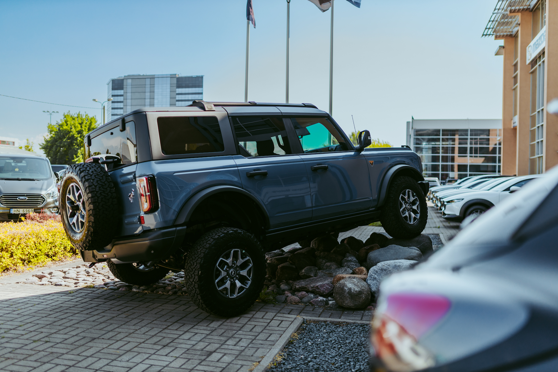 Ikoniskais apvidus auto Ford Bronco Eiropā tiks piedāvāts limitētā daudzumā